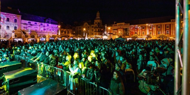Program de Revelion în centrul Timișoarei fără concerte fastuoase, dar cu pian, vioară și flaut! Vezi aici programul propus de primărie