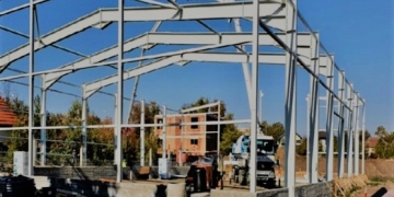 Sala de sport din Sânandrei a prins contur… metalic