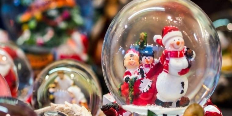 Târg de Crăciun „alternativ”, în zona Fabric