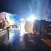 Accident între un camion și o autoutilitară. O persoană a murit