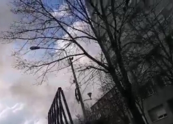 VIDEO Incendiu puternic în Calea Șagului! Fumul s-a văzut de la sute de metri