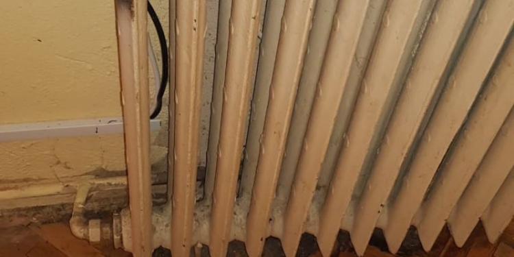 Din cauza frigului din sălile de clasă, elevii de la „Henri Coandă” vor învăța online