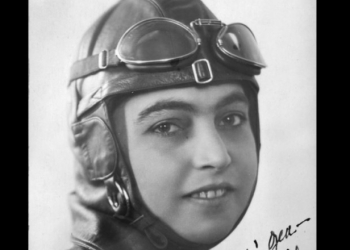 Anul 2022, dedicat Smarandei Brăescu – prima femeie parașutist a României