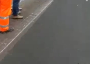 VIDEO Două accidente rutiere produse în același loc, în mai puțin de o oră, pe un drum din vestul țării