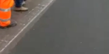 VIDEO Două accidente rutiere produse în același loc, în mai puțin de o oră, pe un drum din vestul țării