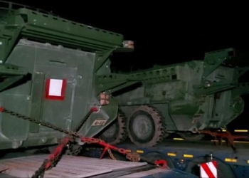 VIDEO Transportoare blindate și vehicule militare americane au ajuns în România, prin vama Nădlac