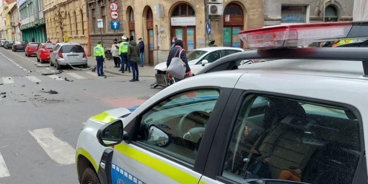 Foto. Accident mortal. Pieton spulberat în intersecție