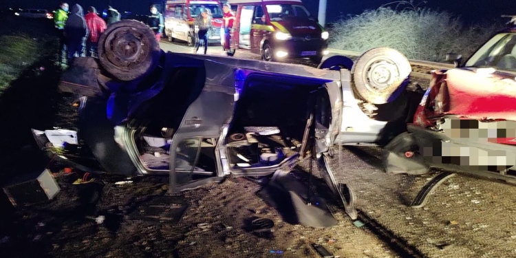 Trei oameni răniți pe o șosea din Vest. Accident provocat de un șofer băut