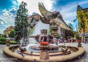 Fântâna cu Pești care trebuia să fie gata, rămâne în șantier