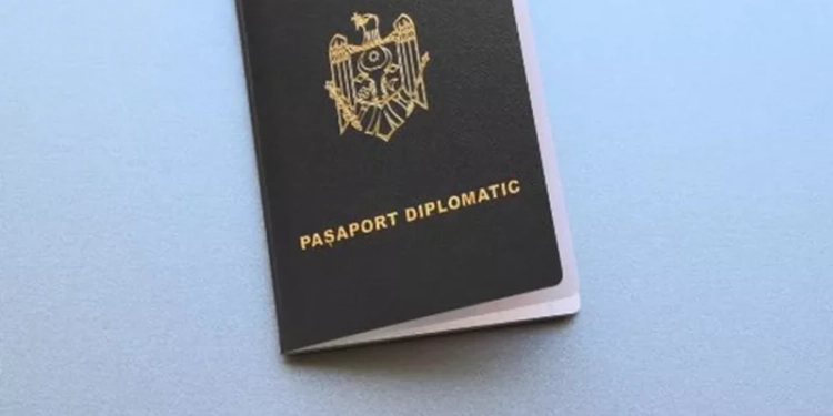 Șefii Consiliilor Județene ar putea beneficia de pașaport diplomatic