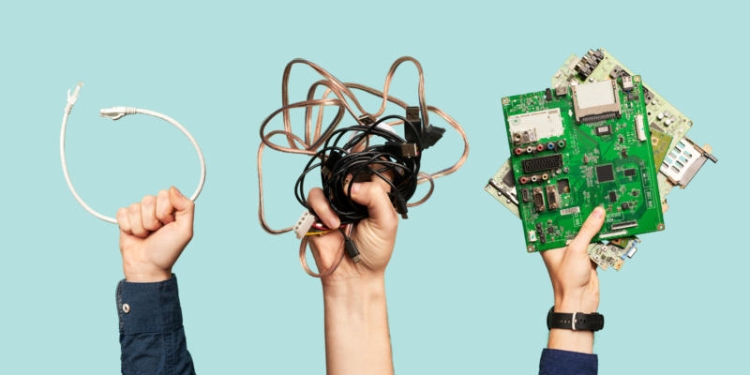 Timișoara, prima din țară la colectarea deșeurilor electrice, electronice și electrocasnice. 100 de tone predate la centrele RETIM în 2021