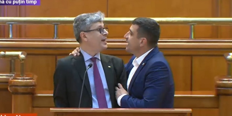 George Simion (AUR) l-a luat de gât pe Virgil Popescu, ministrul Energiei, la tribuna Parlamentului