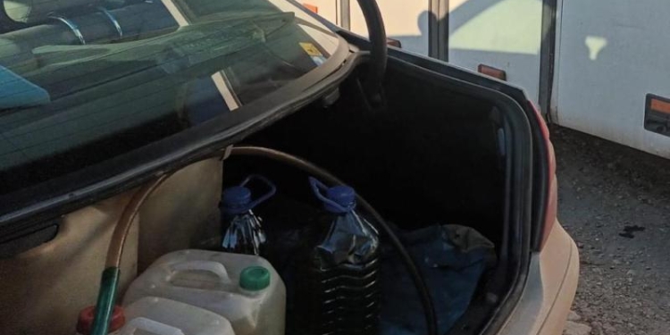 Un bărbat a fost reținut pentru furt de motorină