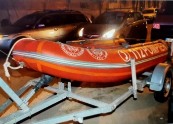 Erau să moară înecați, dar au fost salvați în ultimul moment