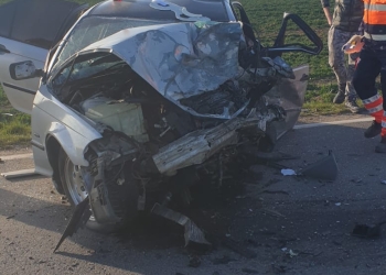 Update: A murit la spital și șoferita de 32 de ani care a provocat tragedia. Accident teribil pe DJ 591. Doi adulți și un copil au decedat