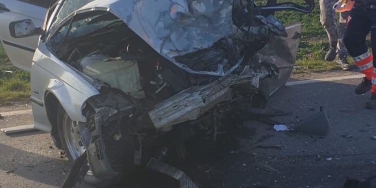 Update: A murit la spital și șoferita de 32 de ani care a provocat tragedia. Accident teribil pe DJ 591. Doi adulți și un copil au decedat