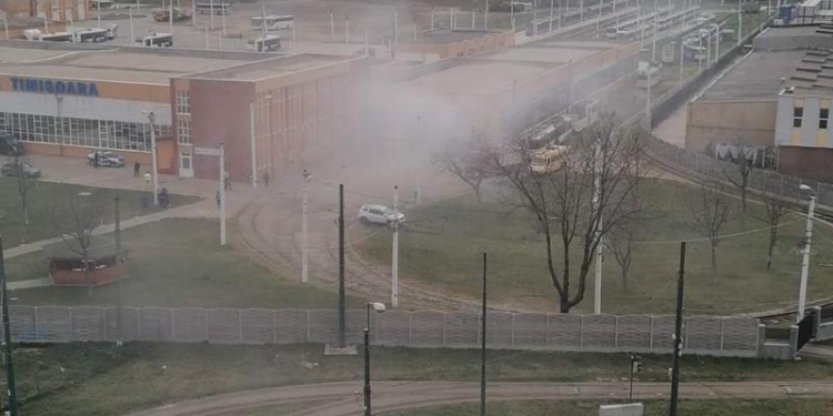 Un tramvai turcesc Bozankaya a luat foc