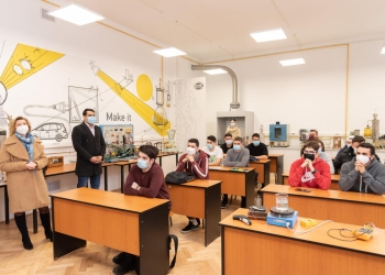 Trei laboratoare performante inaugurate la Universitatea Polihnica Timișoara, cu sprijinul unei multinaționale