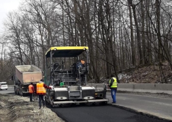 Restricții de trafic. Se lucrează în zona Coșava