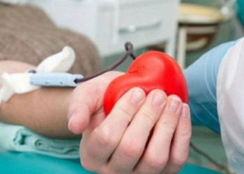 Românii donează sânge pentru oamenii din Ucraina