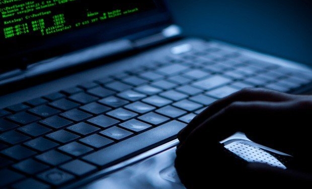 Descinderi în Timișoara, Dumbrăvița și Moșnița Nouă. Oamenii legii au percheziționat locuința unui om de afaceri din Timișoara