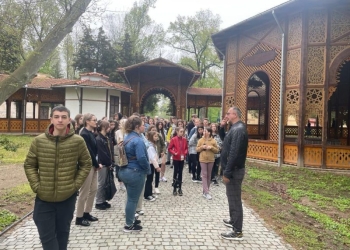 Elevi olimpici în vizită la Buziaș