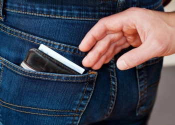 Hoți de buzunare, prinși de polițiștii arădeni