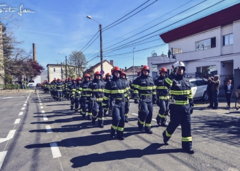 ISU Timiș a făcut instrucție cu angajații din biserici și mall-uri, înaintea Sărbătorilor Pascale!