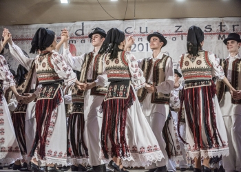 ”Lada cu Zestre”, în plină desfășurare. Tradițiile bănățene, în fața publicului, într-un eveniment de anvergură