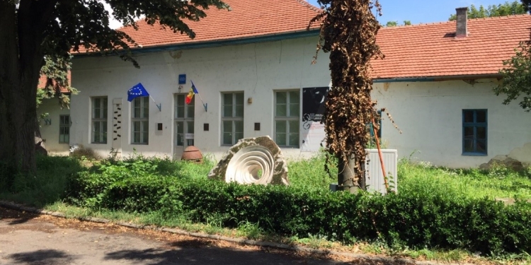 Casa de creație a Uniunii Artiștilor Plastici din Timișoara, din centrul orașului, va fi salvată de rotarieni