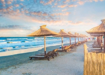 Începe „Litoralul pentru toți”. Unde te poți caza cu 34 de lei/ noapte