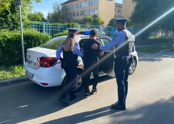 VIDEO De la mic la mare, și-au cărat pumni și picioare în Piața Victoriei din Timișoarei