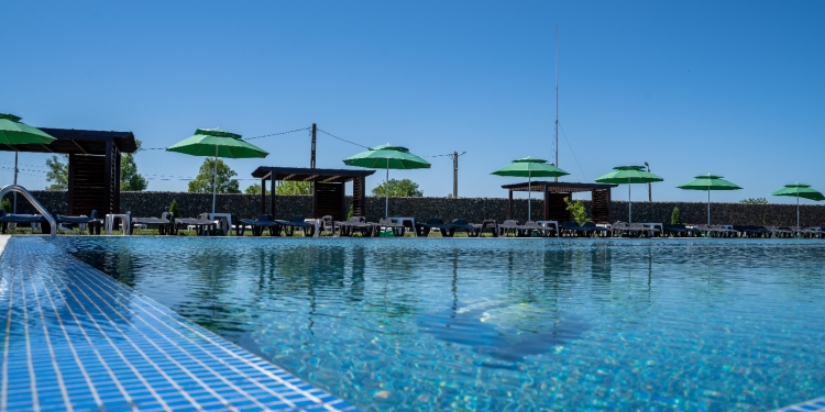 FOTO. Ștrandul din Variaș, redeschis! Condiții de top, distracție maximă și vara aceasta