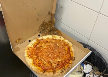 VIDEO Un restaurant din centrul Timișoarei a fost închis, temporar, de comisarii de la Protecția Consumatorilor