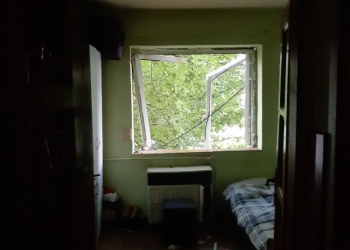 La un pas de tragedie. Explozie într-un bloc din Lugoj. O persoană a ajuns la spital