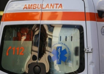 Un bărbat de 52 de ani a sărit pe geam de la etajul unu al unui bloc din Timișoara