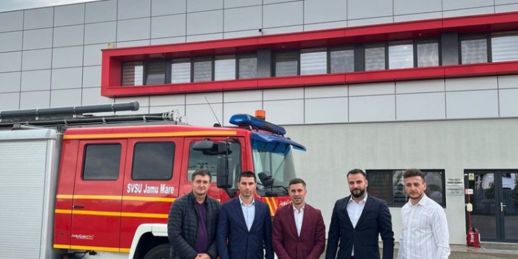 Primăria din Jamu Mare a achiziționat o autospecială