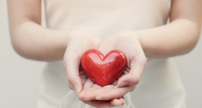 Donezi sânge și intri gratuit la Untold sau Neversea. Campania Blood Network ajunge la Timișoara