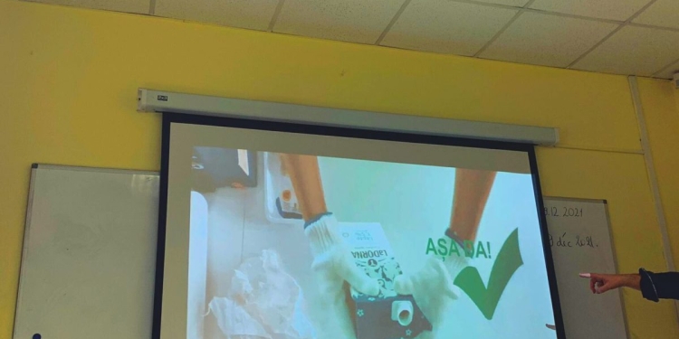 Oră de educație ecologică în școlile din Timiș