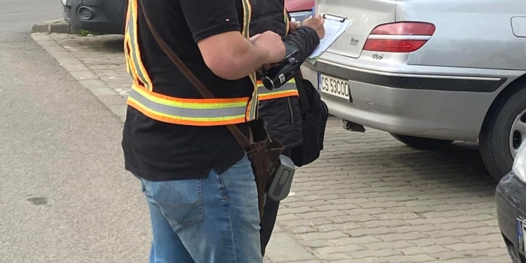 „Timișoara a scăpat de un arogant și a dat de un amator!” Locuitorii din zona Dacia, revoltați de noul sistem Timpark