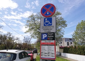 Se cere suspendarea noului regulament de parcare Timpark
