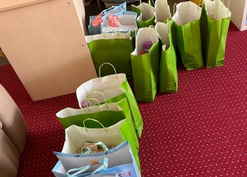 Acțiune caritabilă pentru copiii din Timiș, organizată de studenții din Arad, de la Universitatea „Aurel Vlaicu”