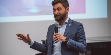 Au și USR-iștii traseiștii lor! Un deputat USR de Timiș ar urma să se alăture unui alt partid