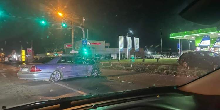 Accident pe Calea Șagului. Protagonistul, un tânăr beat, fără permis și cu mașină furată