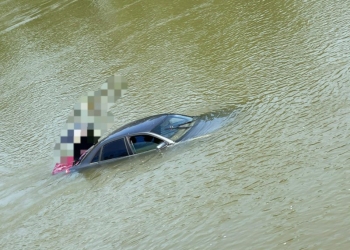 Autoturism găsit în râul Mureș