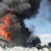 VIDEO Apă pentru stingerea incendiilor adusă de la km întregi! Lupta pompierilor nu e doar cu focul, ci și cu lipsa hidranților