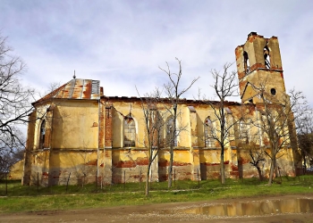 Inedit! Spectacol de teatru într-o biserică istorică din Timiș