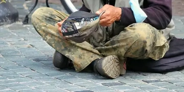 Polițiștii locali fac controale pentru depistarea persoanelor fără adăpost