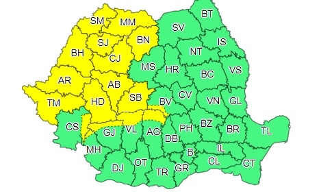 Vijelii și grindină în Timiș! A fost emis un cod galben de vreme de ploi torențiale