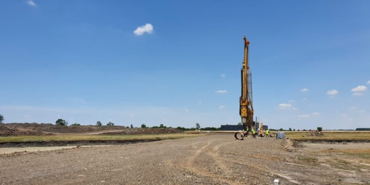 Lucrările pe noul drum de legătură dintre Timișoara și autostrada A1 au început să se miște
